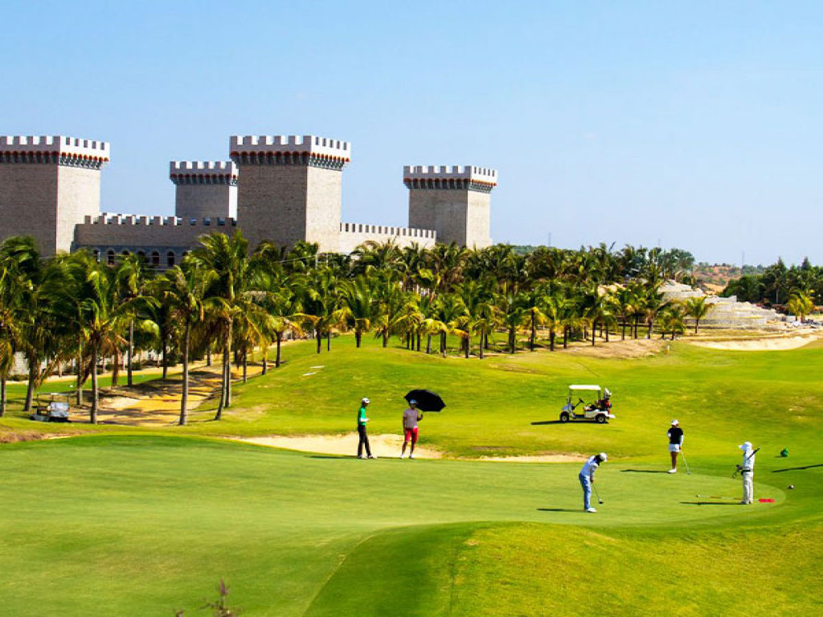 san-Sea-Links-Golf-Country-Club-5-1024x1024