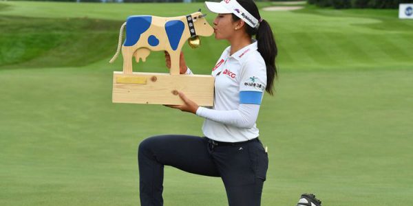 Ladies European Tour vào giải hạ màn 2021